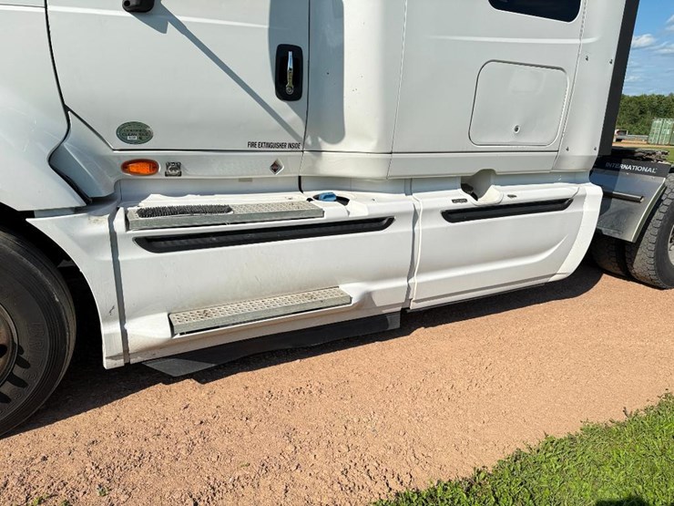 2015-international-prostar-image-16
