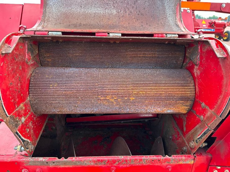 2013-new-holland-fp230-image-24