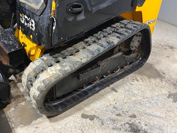 2020-jcb-270t-image-12