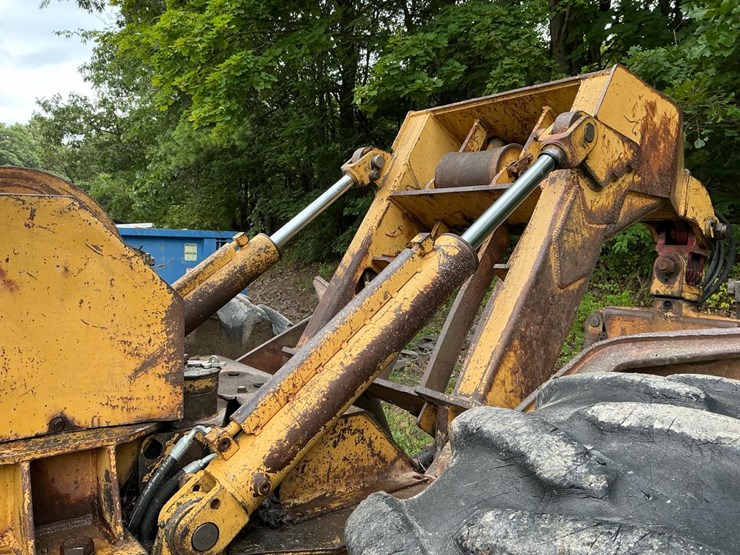 caterpillar-515-image-44