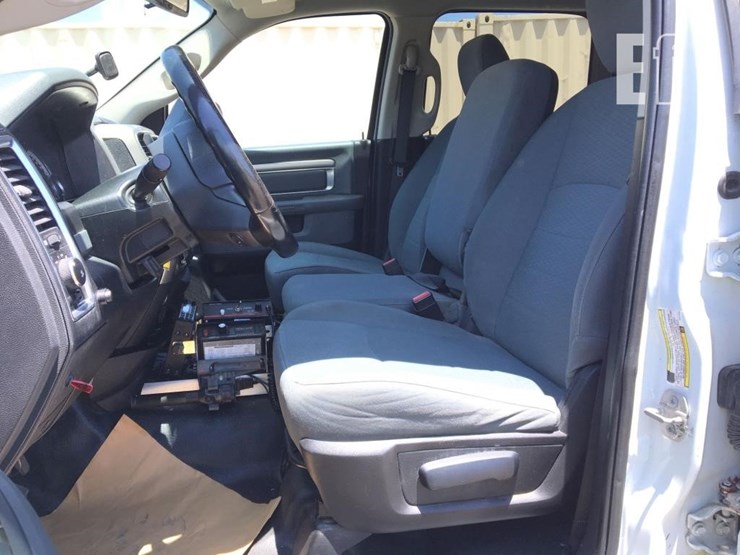 2018-ram-5500-slt-image-8