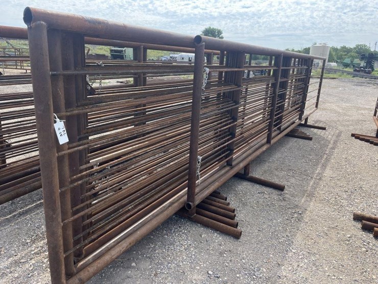 l2---(8)-24'-freestanding-panels-image-1