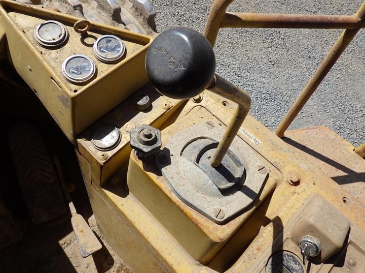 1986-caterpillar-825c-image-42