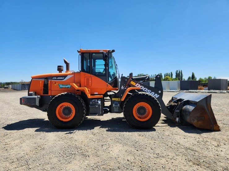 2019-doosan-dl280-5-image-4