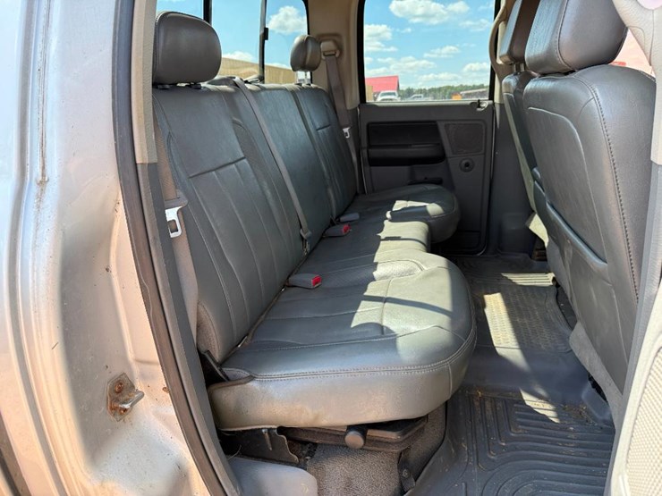 2007-dodge-ram-3500-image-26