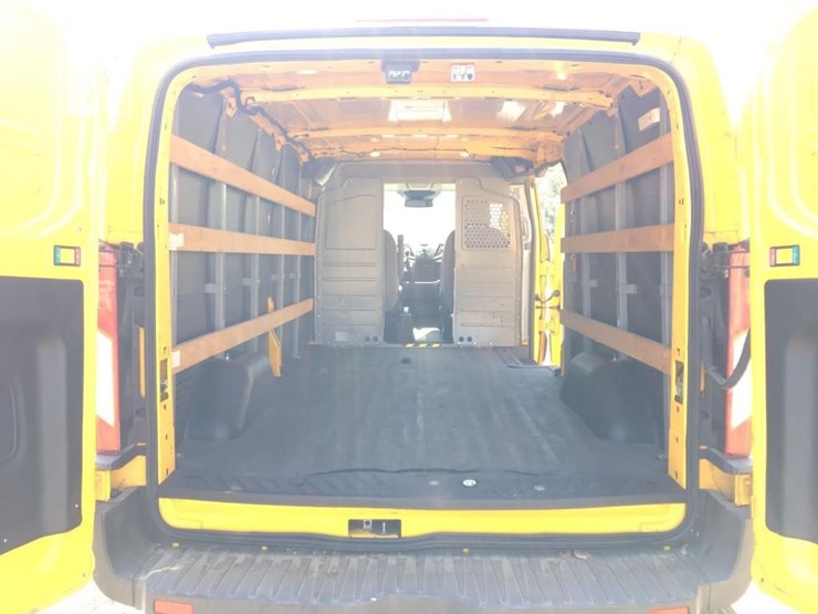 2016-ford-transit-image-9