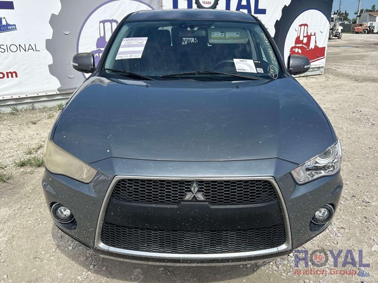 2011-mitsubishi-outlander-image-23