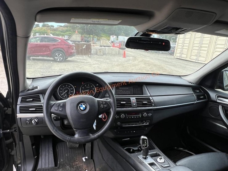 bmw-x5-image-31