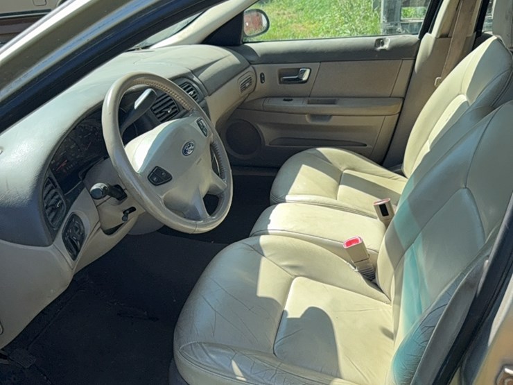2000-ford-2000-image-6