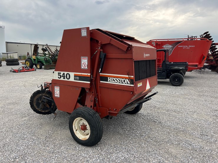 hesston-540-image-7