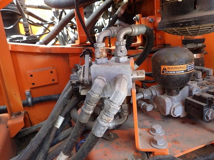 2012-doosan-dx255-lc-3-image-17