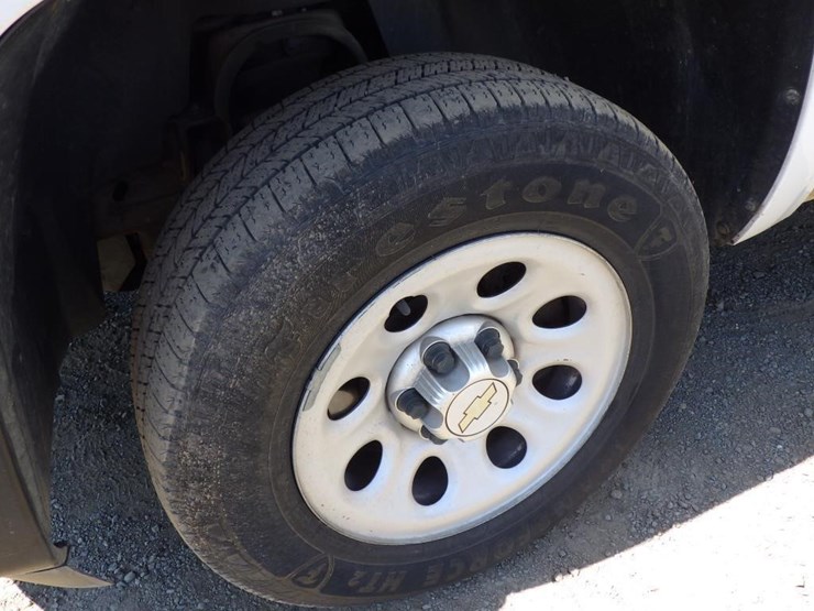 2013-chevrolet-1500-image-11