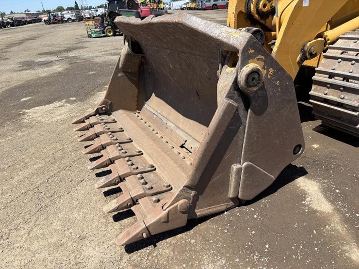 2005-deere-755c-image-9
