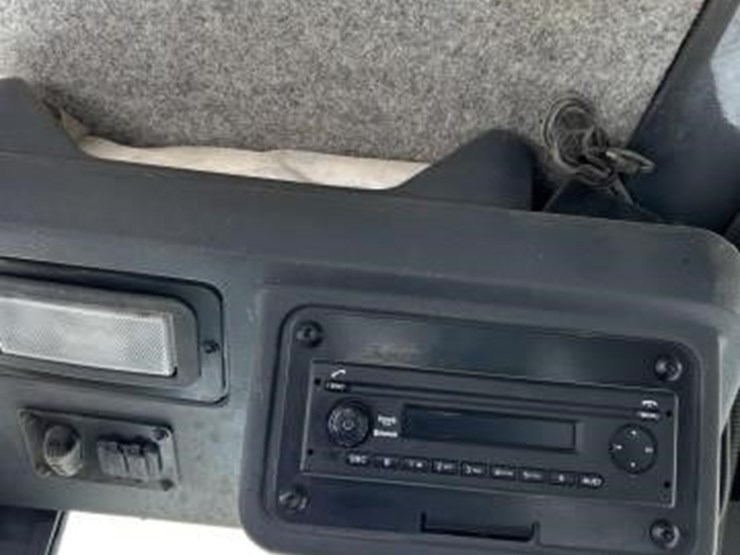 2018-deere-872gp-image-35