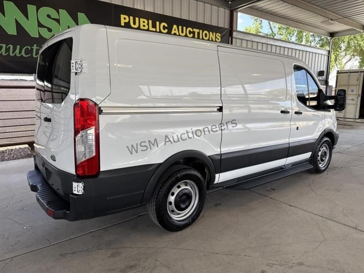 2018-ford-transit-image-7