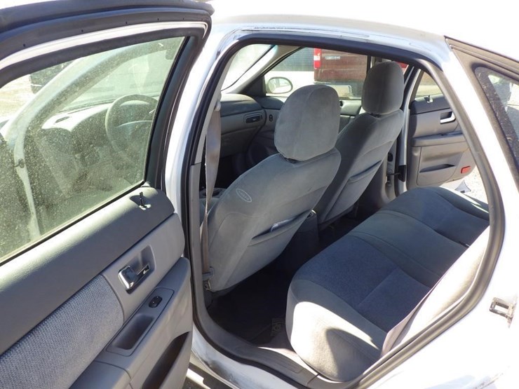 2000-ford-2000-image-7