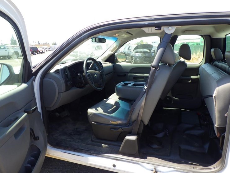2013-chevrolet-1500-image-5