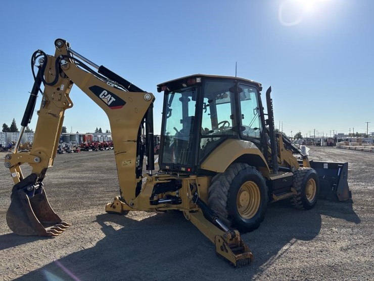 2018-caterpillar-420f2-it-image-3