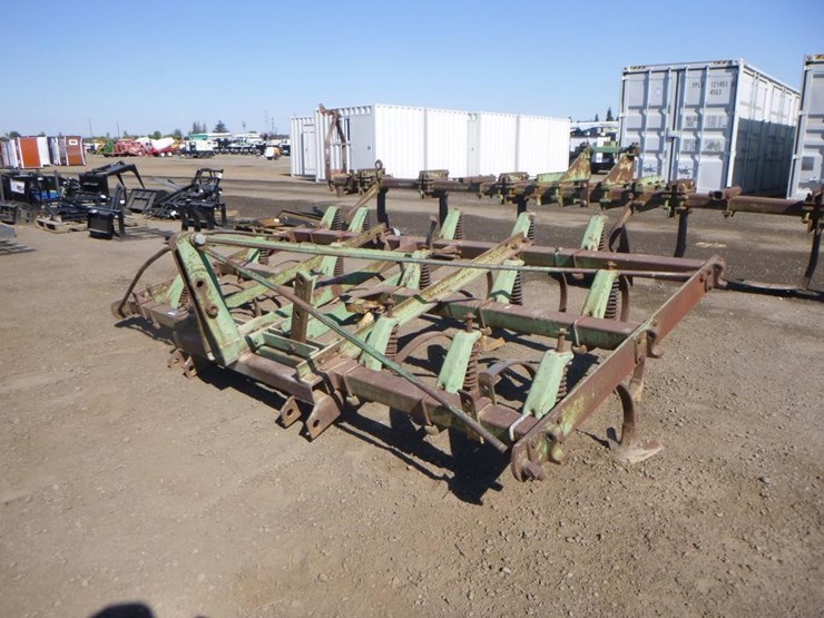 john-deere-110-image-1