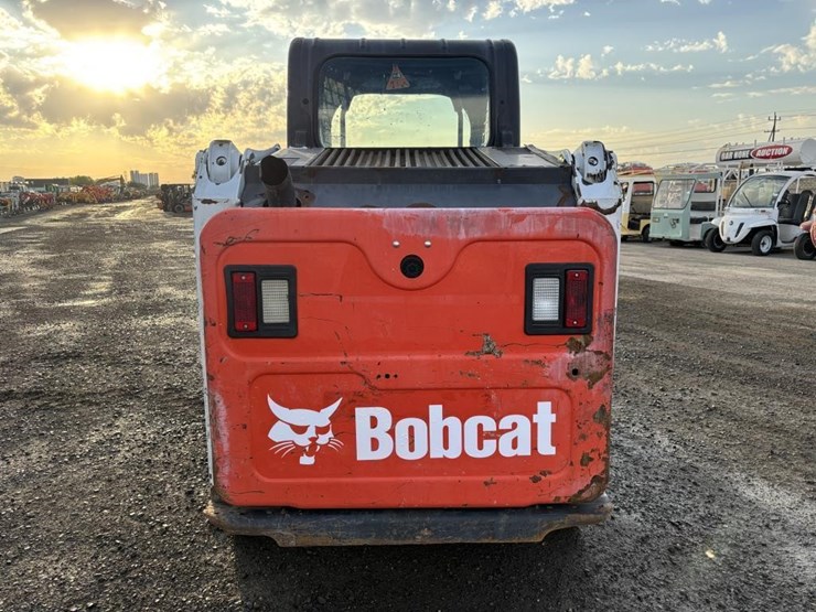 2018-bobcat-t450-image-8