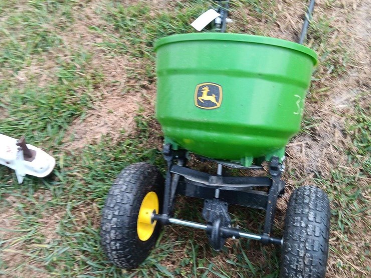 john-deere-la-image-2