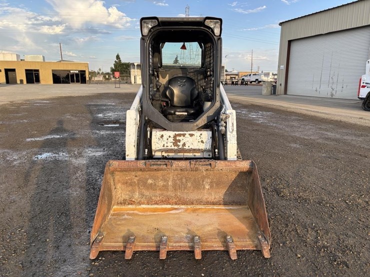 2018-bobcat-t450-image-6