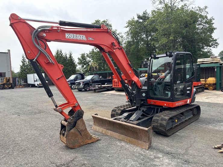 2019-kubota-kx080-image-1