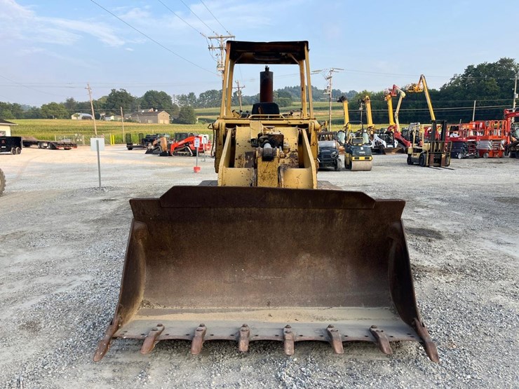 caterpillar-953-image-8