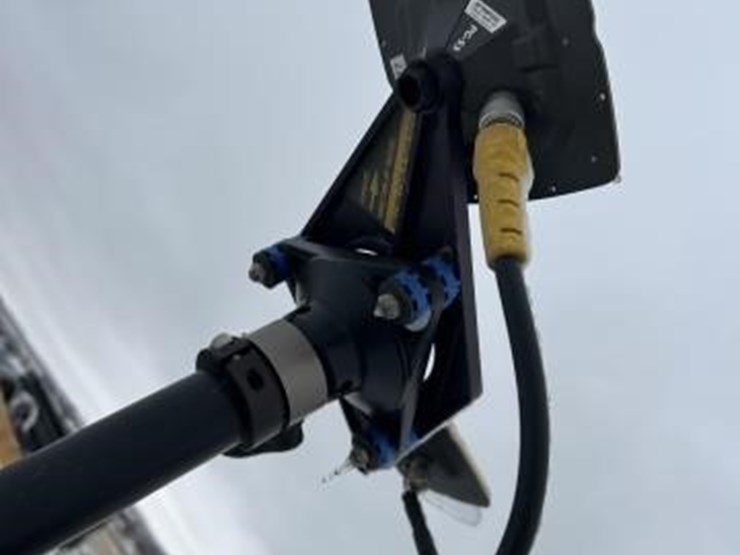 2018-deere-872gp-image-24