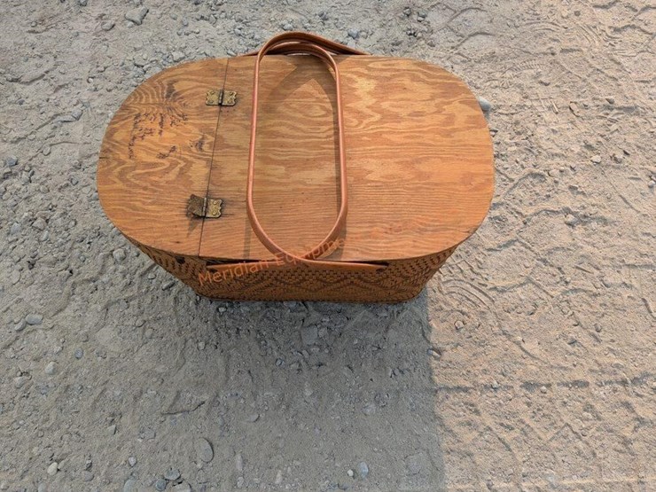 antique-lot---see-description-image-16