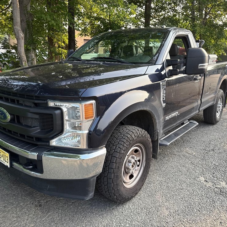 2022 FORD F350