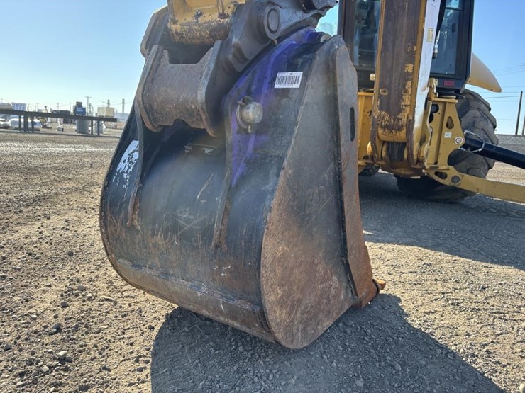 2018-caterpillar-420f2-it-image-15