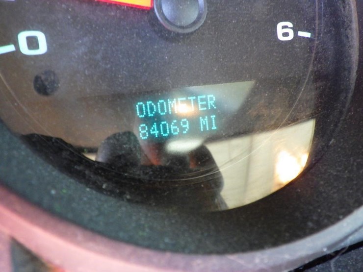 2013-chevrolet-1500-image-12