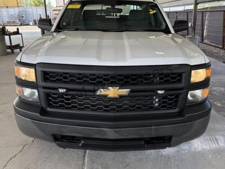 2015-chevrolet-silverado-1500-image-3