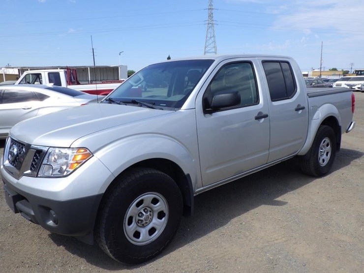 2018-nissan-frontier-image-1
