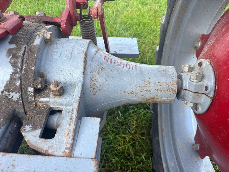 gibson-aeh-garden-tractor-image-55