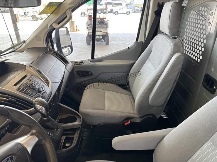 2018-ford-transit-image-22