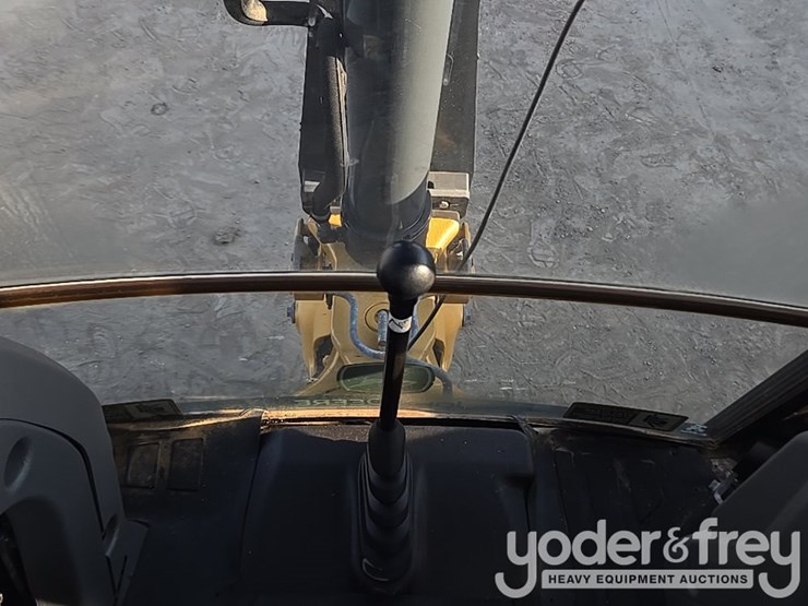 2019-deere-310l-image-80