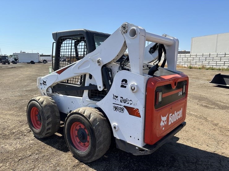2021-bobcat-s740-image-4