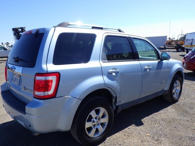 2009-ford-escape-image-3