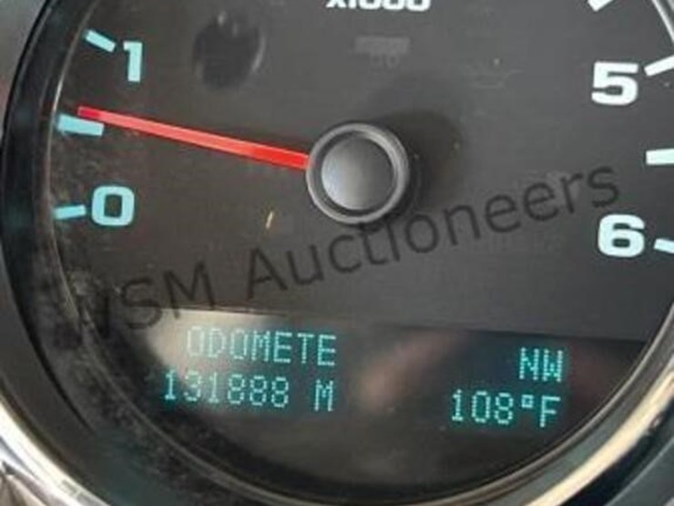 2013-chevrolet-silverado-1500-image-17