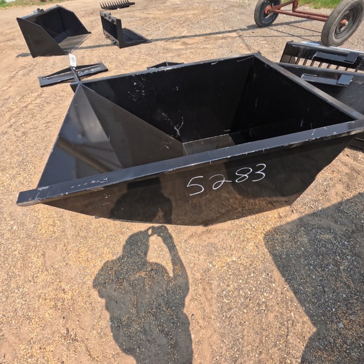 #5283 • Mini Universal Wheelbarrow