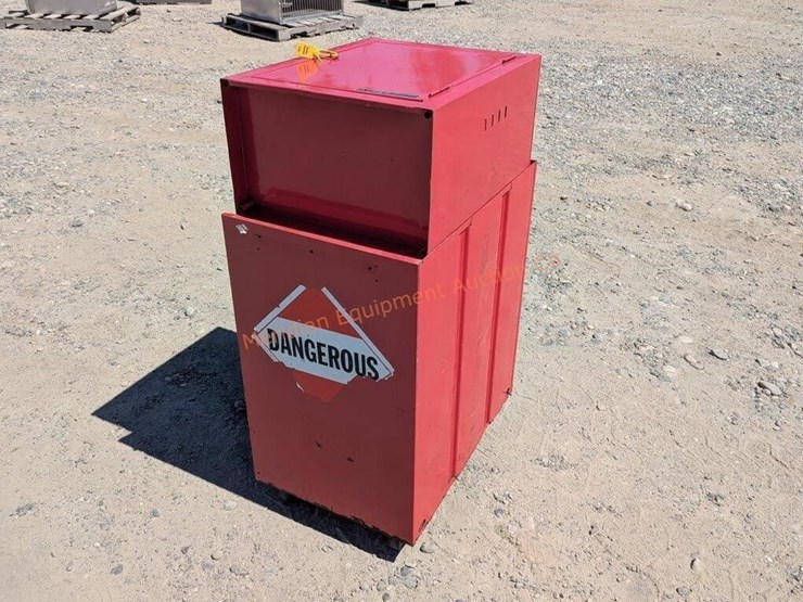 hi-tec-toolbox-w/-tools-image-9