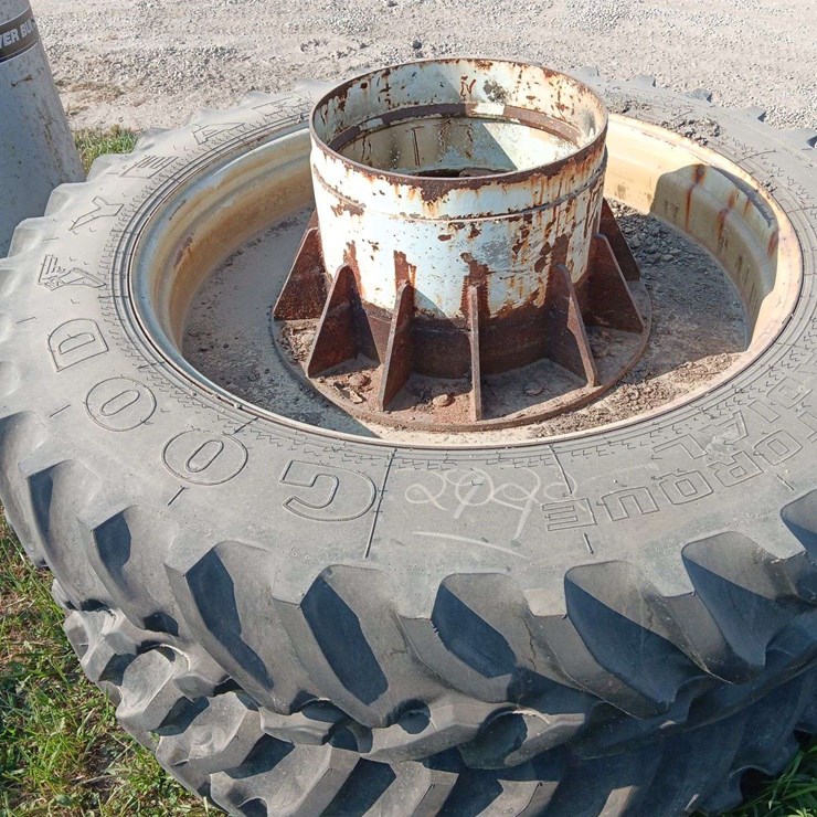 2 Goodyear 380/85R46 Rogator Sprayer Tires