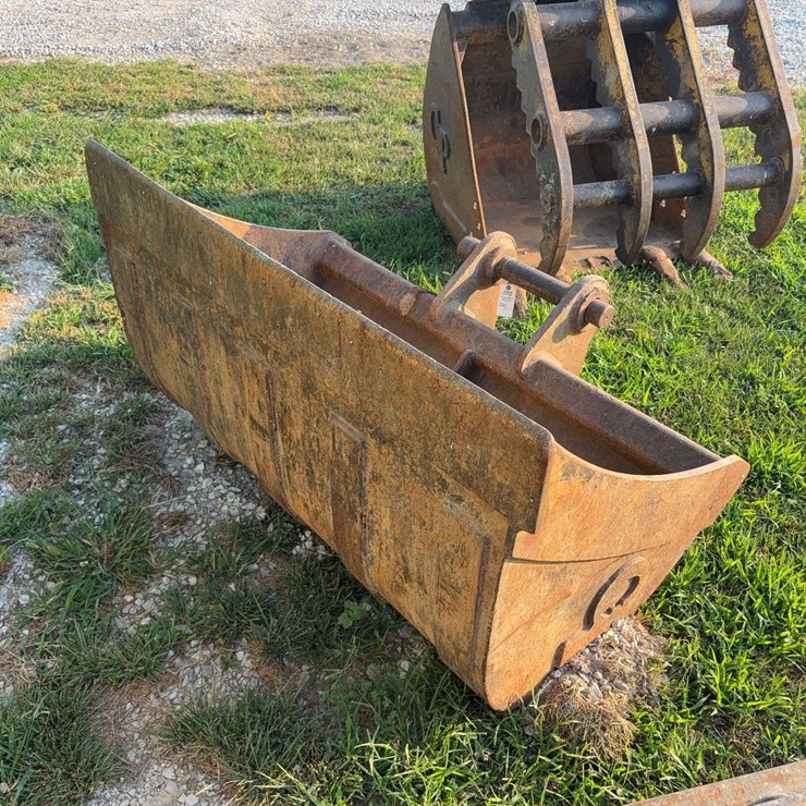 5ft Ditching Bucket