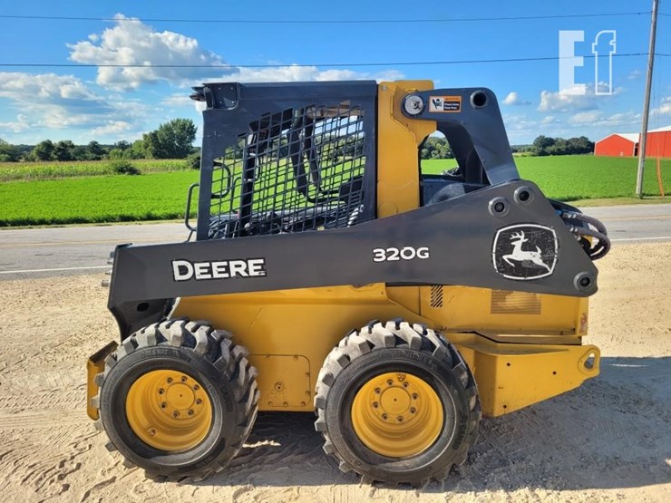 deere-320g-image-13