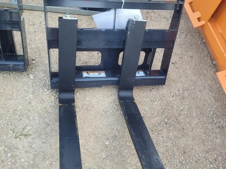 wolverine-mpf-11-2500g-pallet-fork-image-1