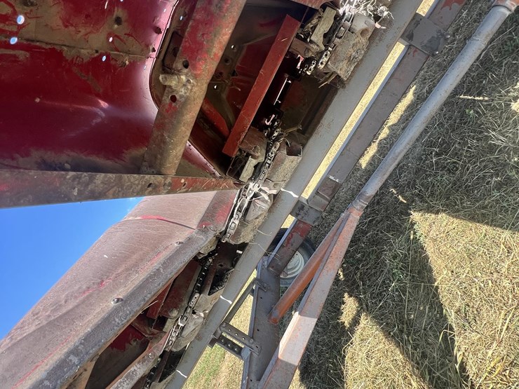 case-ih-1063-image-17