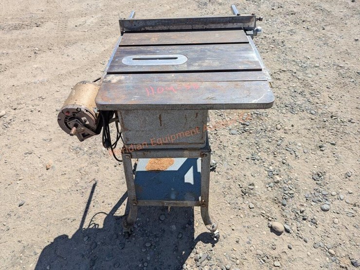 table-saw-image-2