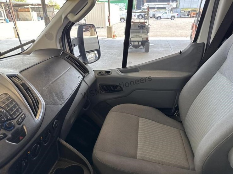 2018-ford-transit-image-21